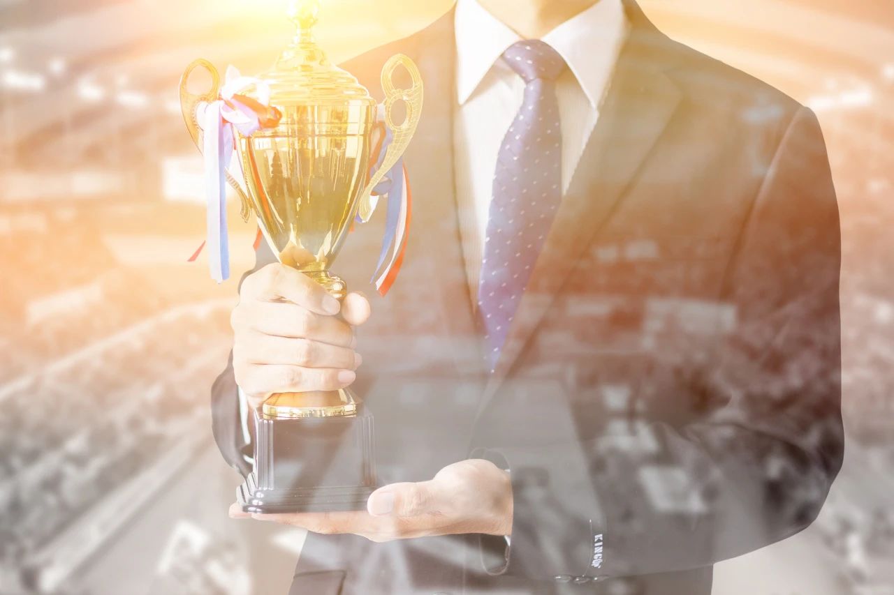 喜報！青青草原网址磁磚斬獲2023全國